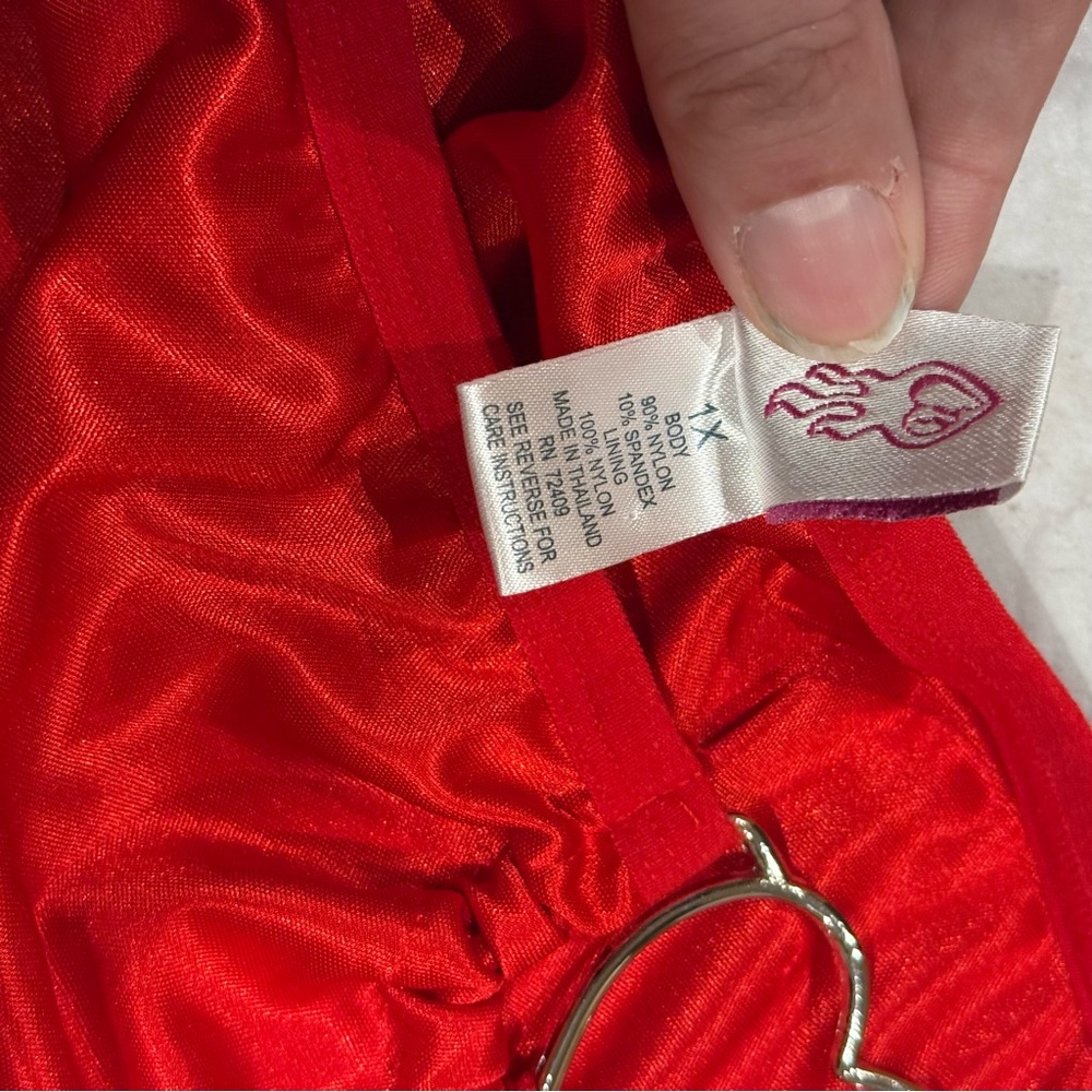 Torrid Authentic Y2K Heart Ring Mini Skirt ❤️✨ - Picture 3 of 3